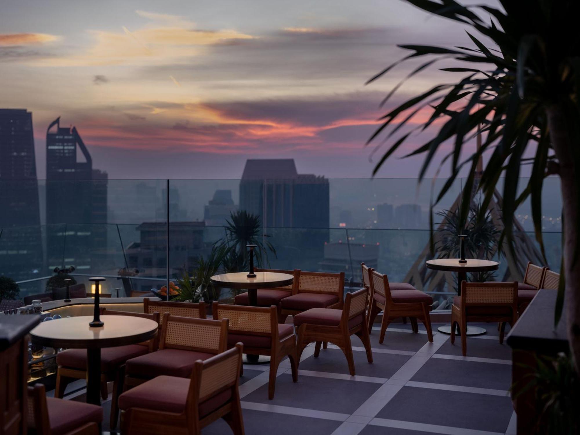 Dusit Thani Bangkok Exteriör bild